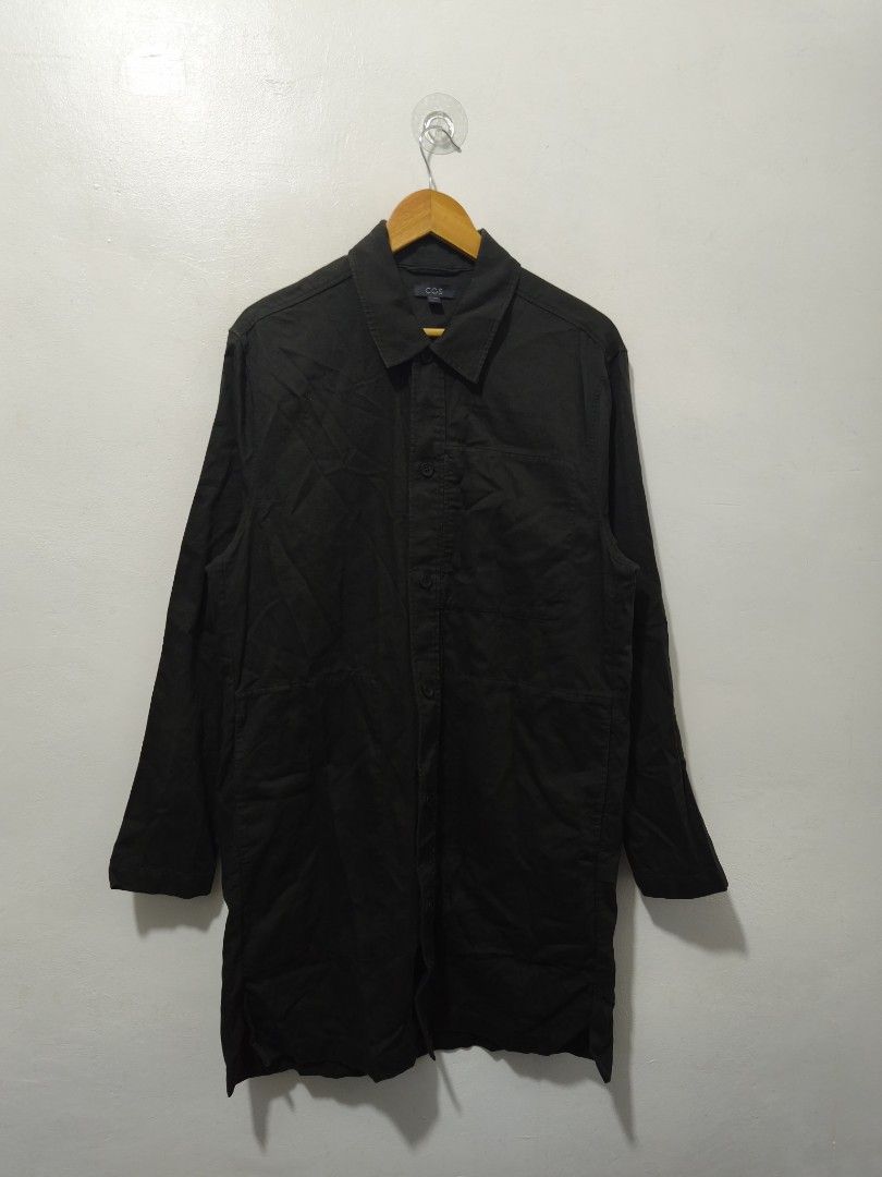 COS Black Trench Coat Men XS (Category: Coats, Jackets and Outerwear) located in Balanga. Submitted by winterlab_ph (Listing ID 1452880873, Image 3). Description: Code: A502 Width: 21.5 Length: 36 Shoulders: 18.5 Sleeves: 24.5.