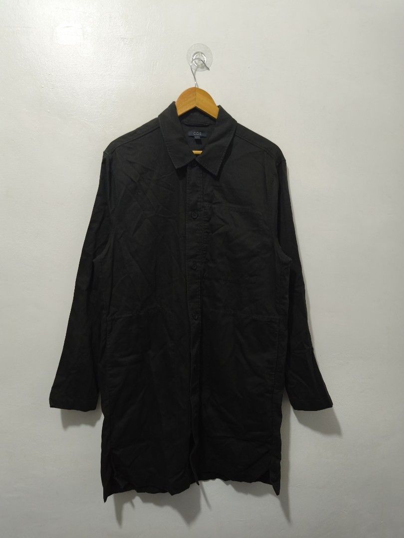 COS Black Trench Coat Men XS (Category: Coats, Jackets and Outerwear) located in Balanga. Submitted by winterlab_ph (Listing ID 1452880873, Image 2). Description: Code: A502 Width: 21.5 Length: 36 Shoulders: 18.5 Sleeves: 24.5.