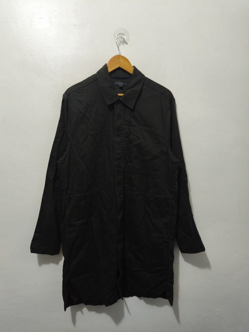 COS Black Trench Coat Men XS (Category: Coats, Jackets and Outerwear) located in Balanga. Submitted by winterlab_ph (Listing ID 1452880873, Image 1). Description: Code: A502 Width: 21.5 Length: 36 Shoulders: 18.5 Sleeves: 24.5.