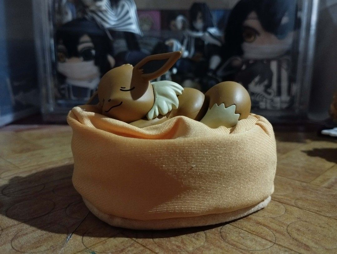 Cute Sleeping Eevee (Category: Designer & Blind Box Toys) located in Manila. Submitted by nishi.spideyyyyyy (Listing ID 1452938490, Image 1). Description: Eevee Miniso Figure.
