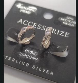（分類：）位於 。 由 daintyjewellery 提交（商品編號 1453001442，圖片 1）。簡介： 。