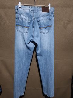 (Category: ) located in . Submitted by thrifter10 (Listing ID 1453020018, Image 1). Description: .