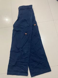 (Category: ) located in . Submitted by rncthrifting (Listing ID 1452963841, Image 1). Description: .
