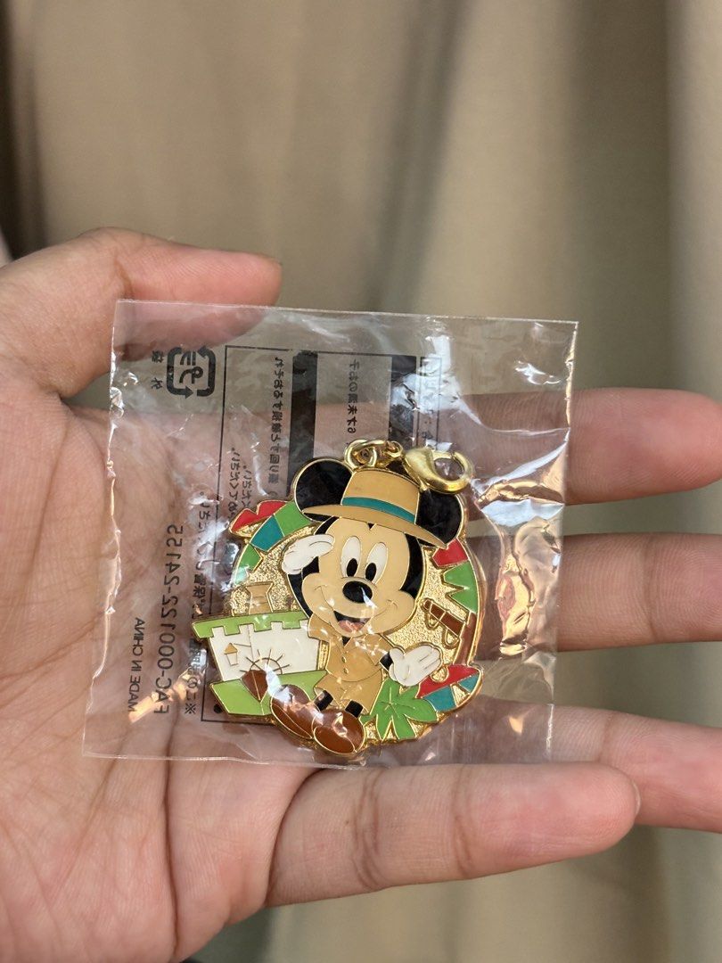 Disney Mickey Mouse Safari Keychain (Category: Character Goods) located in Quezon City. Submitted by strawberrycutie (Listing ID 1453042131, Image 1). Description: - What you see is what you get - No refund/return/exchange - Shipping thru J&T and Lalamove only during weekends.