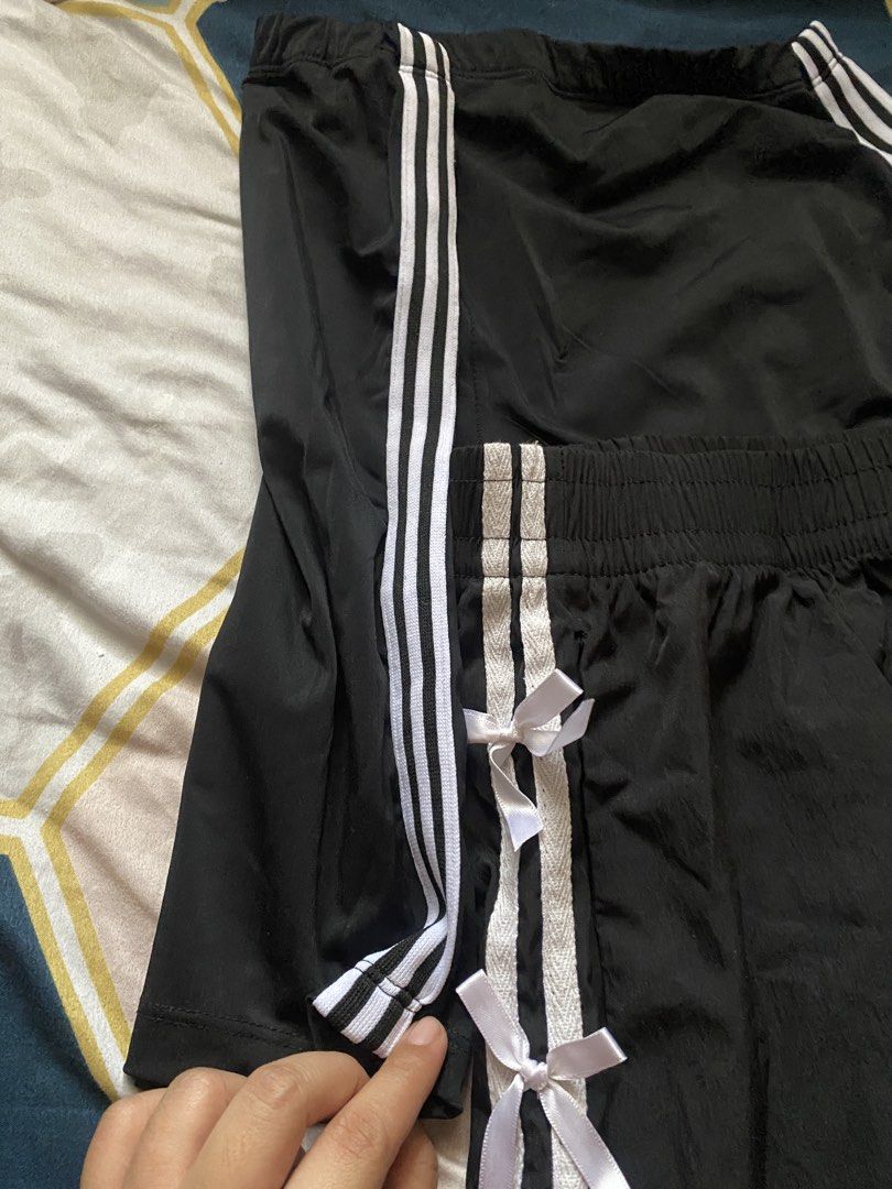 Ribbon Drifit shorts (Category: Shorts) located in Rizal. Submitted by julsdeclutterss (Listing ID 1452883435, Image 2). Description: Garterized.