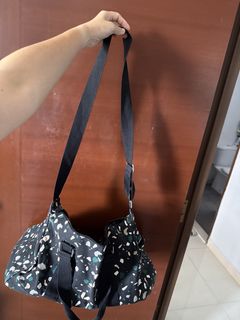 (Category: ) located in . Submitted by bigclearancesale (Listing ID 1452893367, Image 1). Description: .