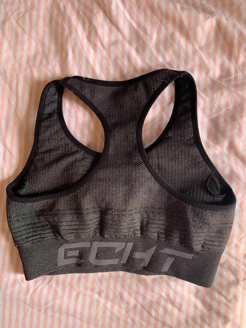 ECCHT Sports Bra S-M (Category: Activewear) located in Manila. Submitted by bread8 (Listing ID 1453048333, Image 1). Description: Size on tag S but fits M Aries series. Padded sports bra Loc: bagong ilog pasig .