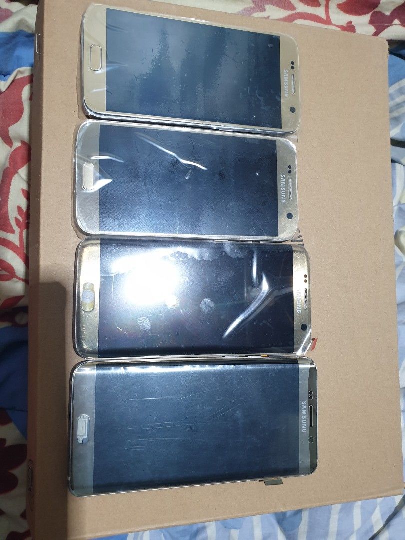 For sale as pack Samsung LCD (Category: Other Mobile & Gadget Accessories) located in Las Pinas. Submitted by luciprens (Listing ID 1453037162, Image 1). Description: For sale as pack Samsung LCD. Buy at your own risk. Issue: Untested. Price: 400 for pick up only. Location: TS Cruz Subdivision Almanza Dos Las Piñas City. Payment G-Cash.