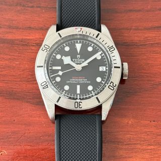 (Category: ) located in . Submitted by 1minutewatchguy (Listing ID 1452959891, Image 1). Description: .