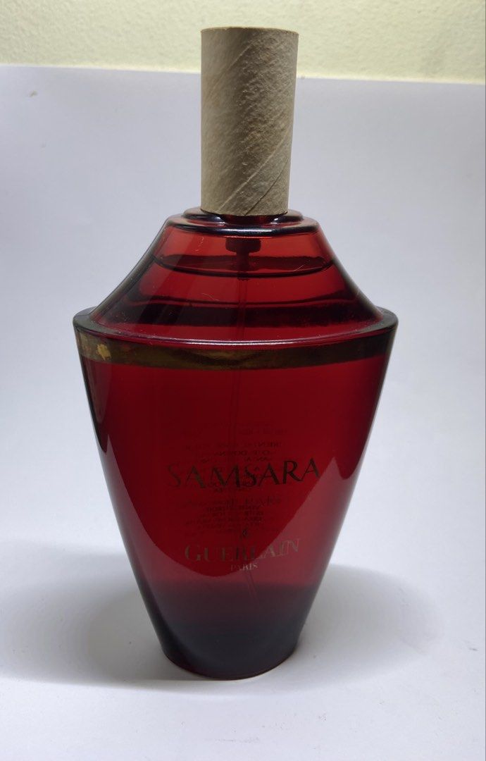 Guerlain Samsara Eau de Parfum 100ml (Category: Fragrance & Deodorants) located in Quezon City. Submitted by frava (Listing ID 1453020239, Image 3). Description: Sprayed around 10x Tester/demo bottle Vintage rare bottle from around the 90s Bought from kk0chpid@ in 🍊 app Send me a message for more pics forgot to take a pic of the back I love how this smells but I never use it 😭 Slightly negotiable MOP: Gcash, Security Bank, GoTyme MOD: SDD (Grab