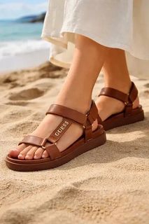 (Category: ) located in . Submitted by clothesxcottage (Listing ID 1453003656, Image 1). Description: .