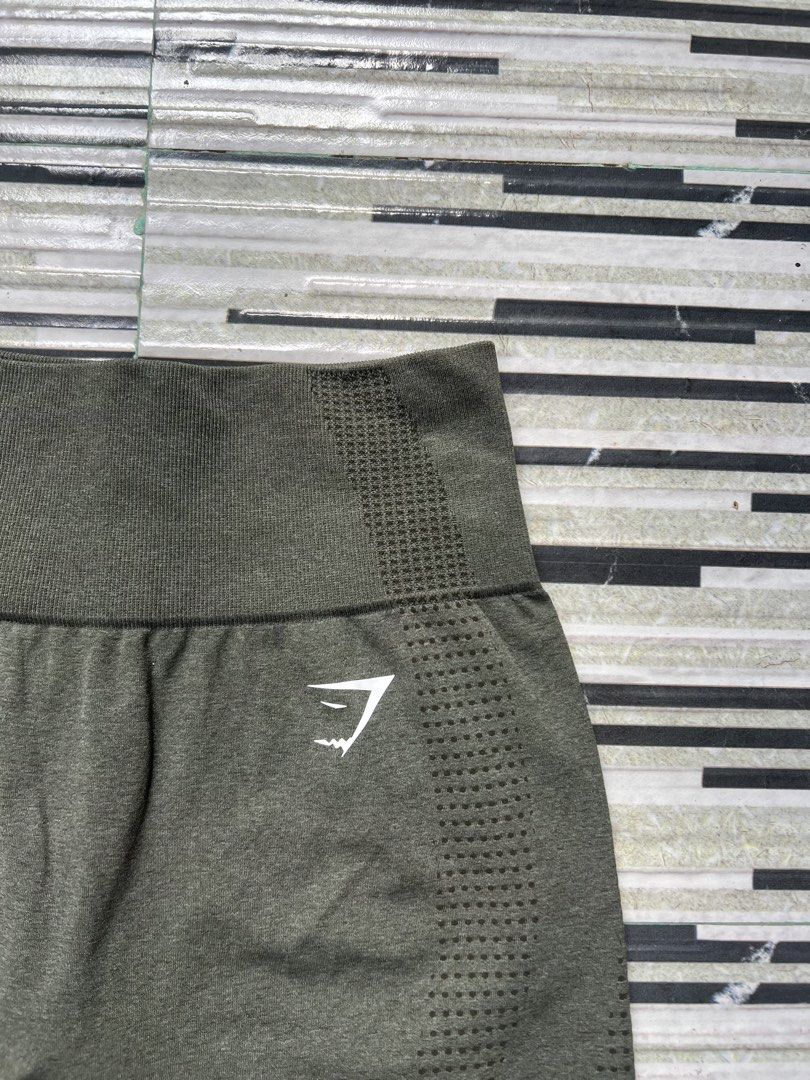 Gymshark vital seamless shorts (Category: Shorts) located in Iba. Submitted by saploot (Listing ID 1453019480, Image 3). Description: Excellent condition No issue Medium to large ko.