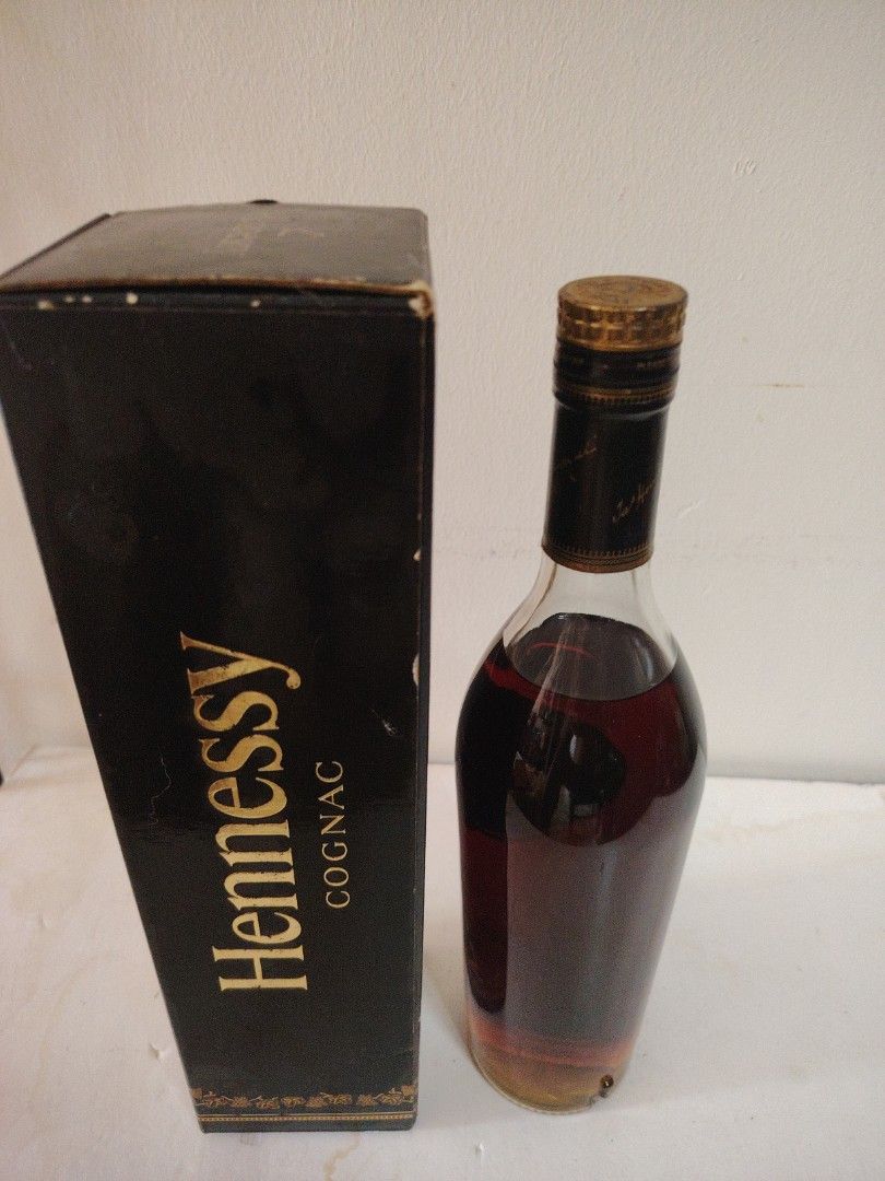 HENNESSY COGNAC BRAS DOR 700ML, Food & Drinks, Alcoholic Beverages