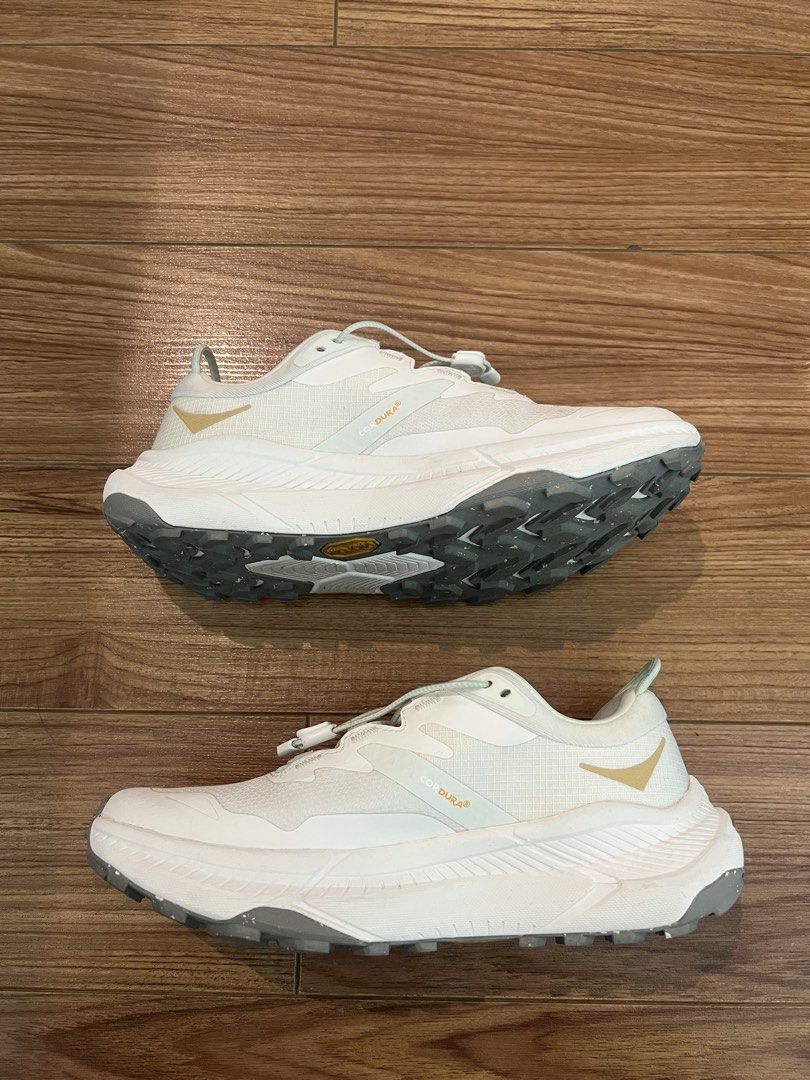 Hoka Transport GTX US6.5 (Category: Sneakers) located in Makati City. Submitted by hereasysupply (Listing ID 1452915677, Image 3). Description: .