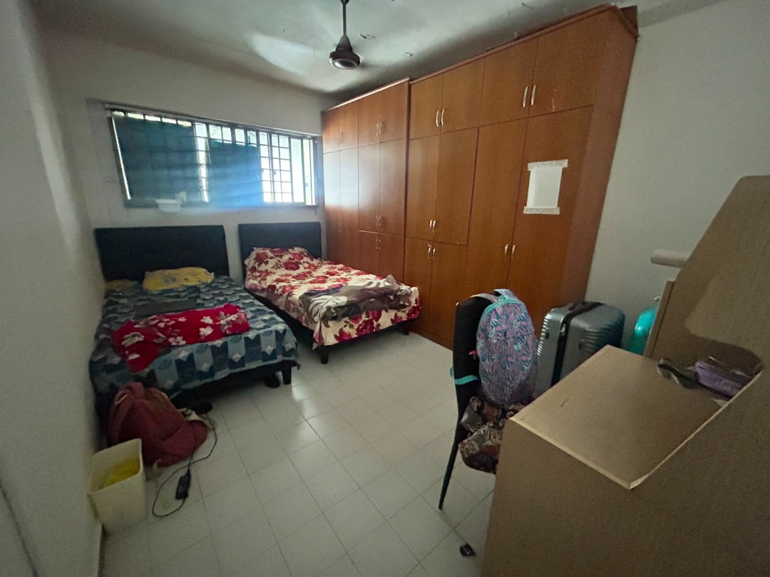 (Category: ) located in . Submitted by neeraj_iit (Listing ID 1249381838, Image 1). Description: .