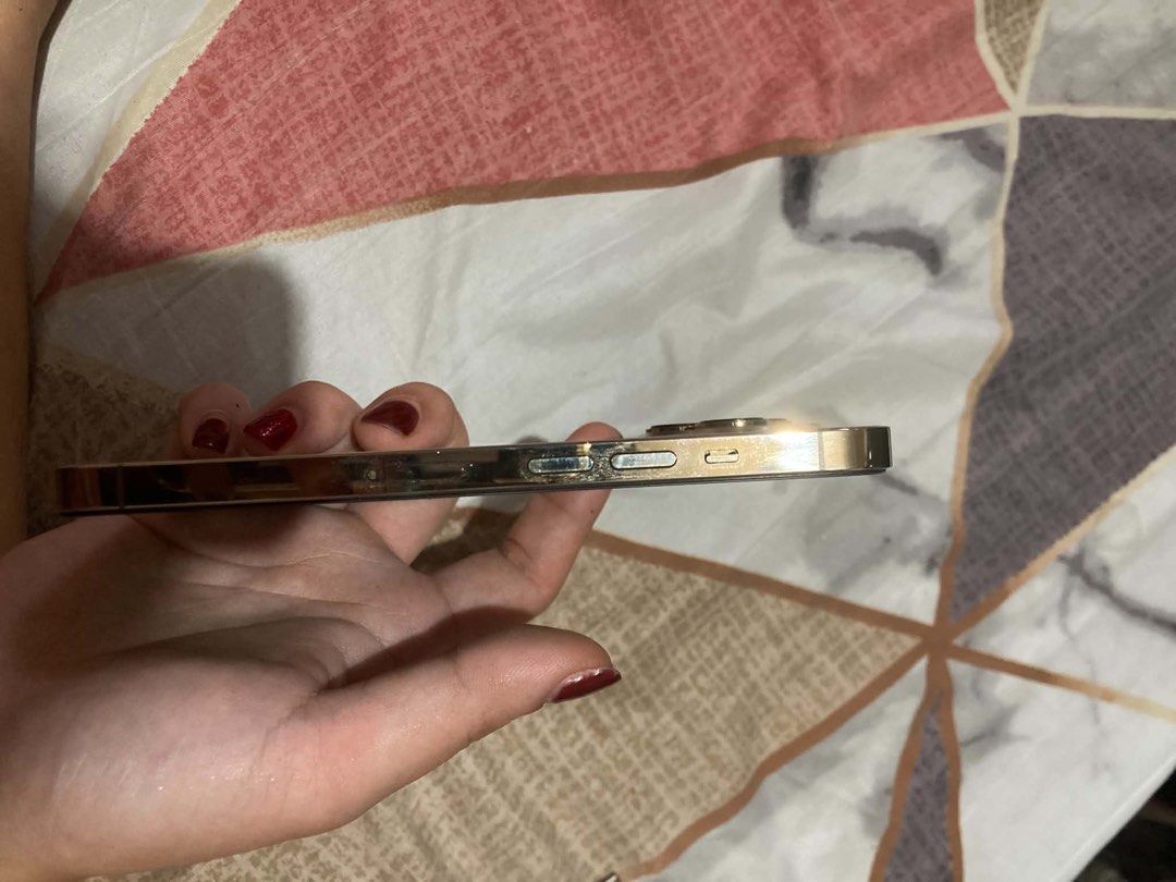 IPHONE 13 PRO 256gb (Category: iPhone 13 Series) located in Manila. Submitted by keliacrize70151 (Listing ID 1452954848, Image 3). Description: .