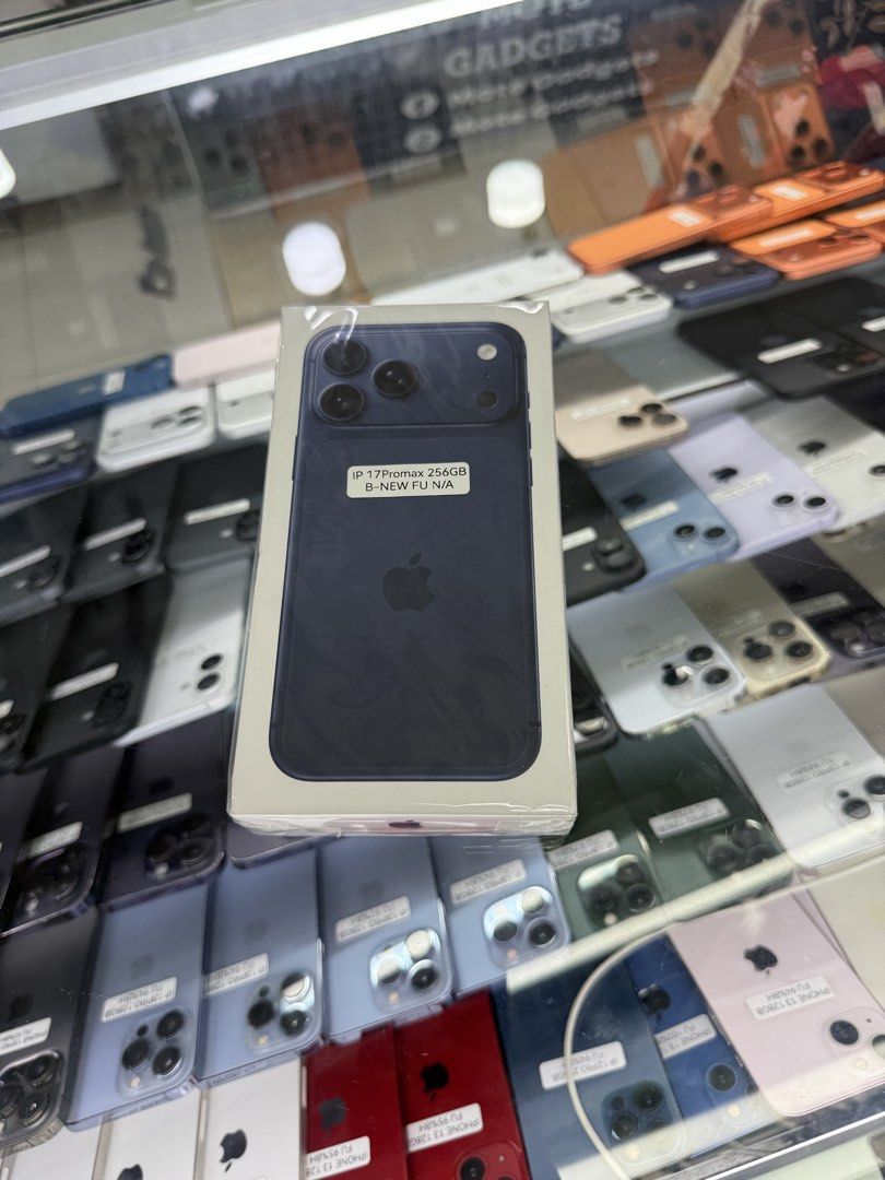 iPhone 17 Pro Max 256GB Openline Brand New Sealed (Category: iPhone 17 Series) located in San Juan City. Submitted by Khalidmgdla08 (Listing ID 1452934858, Image 2). Description: FOR SALE | TRADE/SWAP Price: 78,500 On hand: iPhone 17 Pro Max✔️ 256GB ✔️ OPENLINE ✔️ 100% Batt health ✔️ BRAND NEW ✔️ 100% Original ✔️ 100% Makinis ✔️ 100% Smooth ✔️ NOT REFURB ✔️ NO HIDDEN ISSUES ✔️ NEVER BEEN REPAIRED ✔️ TEST TO SAWA✔️ FREE 3-UTOOLS ✔️ ANY MODEL OF IP