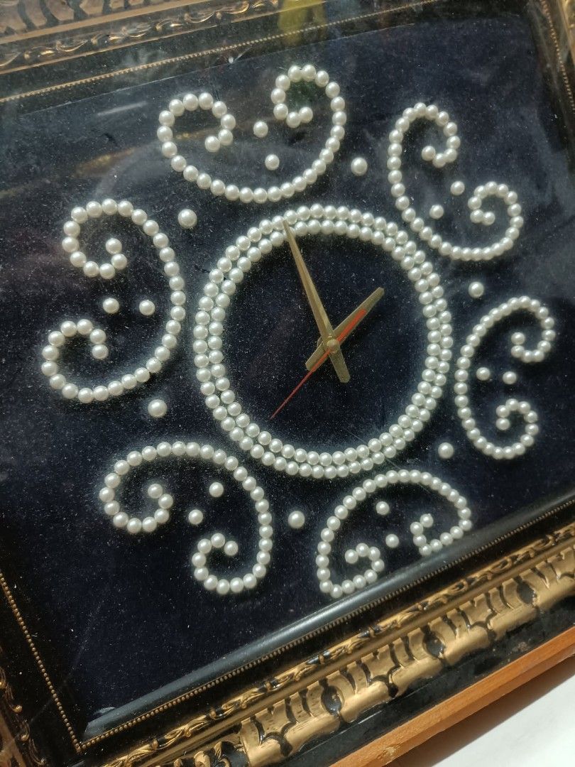 Japanese display clock (Category: Clocks) located in Taguig. Submitted by nippon.toki (Listing ID 1453017401, Image 2). Description: not working untested. sold as is Please read! For sure buyer only! NO COD/COP No reservation The items will be sold to the first payer w/o prior notice. Verbal reservations are not acceptable. Note: All items are vintage. Please manage your expectations accordingly. G cash payment. Shipping via Lalamove Metro Manila