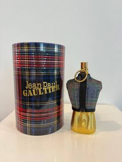 (Category: ) located in . Submitted by fragranceParfumdealer (Listing ID 1452883539, Image 1). Description: .