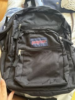 black jansport backpack tumblr Cross Town Backpack, Black, One Size The SuperBreak Plus is a fresh take on the classic SuperBreak pack with an internal laptop sleeve and side water bottle pocket Blue lover 🎒💙📚