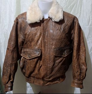 (Category: ) located in . Submitted by thriftrot (Listing ID 1452880913, Image 1). Description: .
