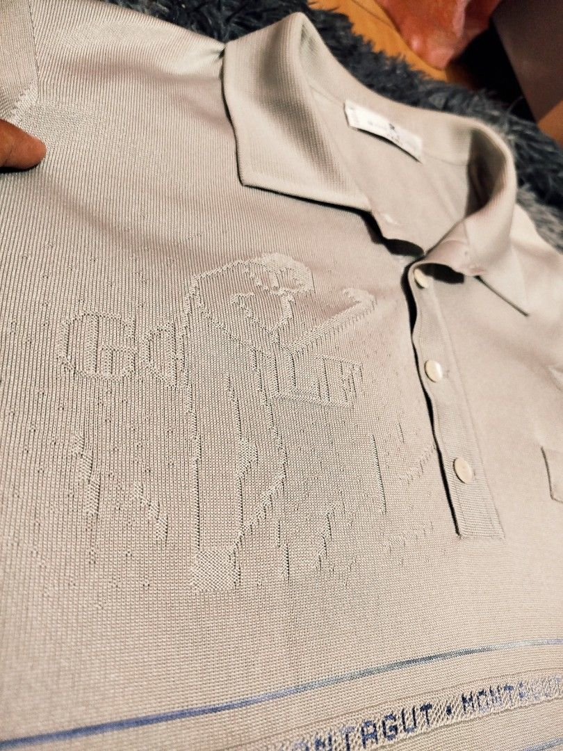 LEGIT MONTAGUT POLO SHIRT (Category: Tshirts & Polo Shirts ) located in Quezon City. Submitted by capphenom14 (Listing ID 1452941414, Image 2). Description: Large fitting No issue 10/10 CR.