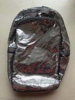 （分類：）位於 。 由 kk10000 提交（商品編號 1452346618，圖片 1）。簡介： 。