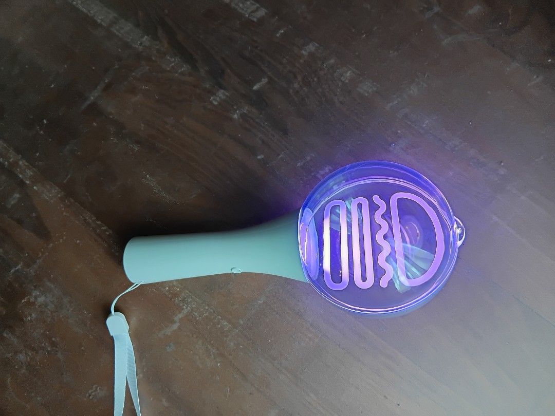 Light (Category: Occasions & Party Supplies) located in Singapore. Submitted by newsale (Listing ID 1452888971, Image 9). Description: - include battery - stand or hand held - many colours selection - Good for display or decoration or night use. - press and hold to off .