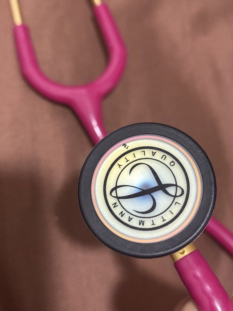 Littmann original stethoscope (Category: Health Monitors & Weighing Scales) located in Rodriguez. Submitted by gentlefish.cc81cf (Listing ID 1452953125, Image 3). Description: Original Littmann Stethoscope from US No scratches and dent No box Rsf: want a new color.