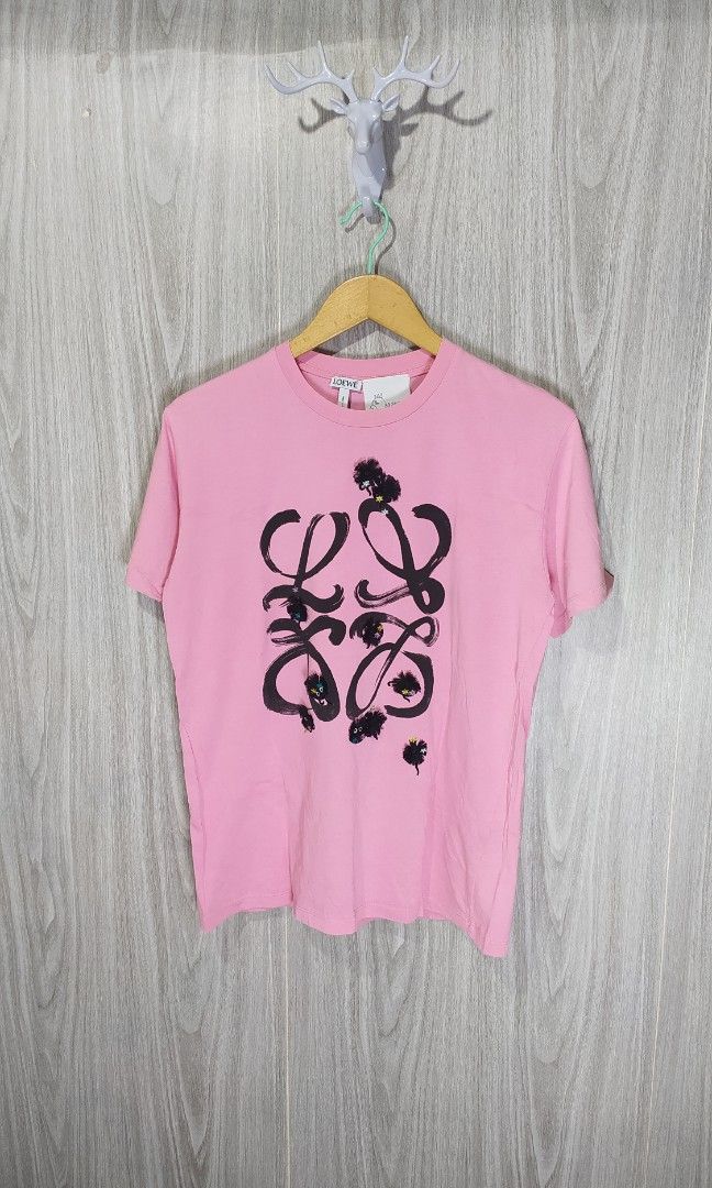 Loewe x Studio Ghibli Spirited Away Shirt (Category: Tshirts & Polo Shirts ) located in Milaor. Submitted by lootinout (Listing ID 1453008241, Image 1). Description: Loewe x Studio Ghibli Spirited Away Shirt ✅Size: M ✅Width: 19.5 ✅Length: 26 ✅Color Rate: 9.5/10 ✅No Issue ✅Need Wash ✅Location: Bicol Naga City, Camarines Sur ✅Courier: J&T Express/Flash Express ✅MOP: Gcash only.