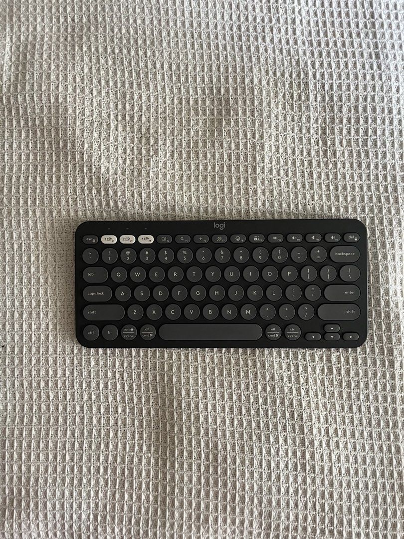 Logitech Pebble Keys 2 K380s Wireless Bluetooth Keyboard (Category: Computer Keyboard) located in Manila. Submitted by TCC.ETC (Listing ID 1452905970, Image 1). Description: RFS: I don’t use it anymore - I only used it to type out documents and do light work on my iPad - Still in great condition. There are no defects in the keyboard or with its connection. The physical condition is also great, but do take note that there are signs of usage on the