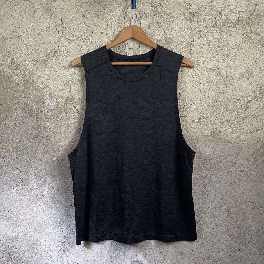 Lululemon Metal Vent Tech Sleeveless 2.0 Deep Coal (Category: Activewear) located in Cebu City. Submitted by jaydeeace (Listing ID 1453005922, Image 1). Description: Lululemon Metal Vent Tech Sleeveless 2.0 Deep Coal Large 21 x 28 Excellent condition 9.5/10 color rate Dm if Interested 📩.