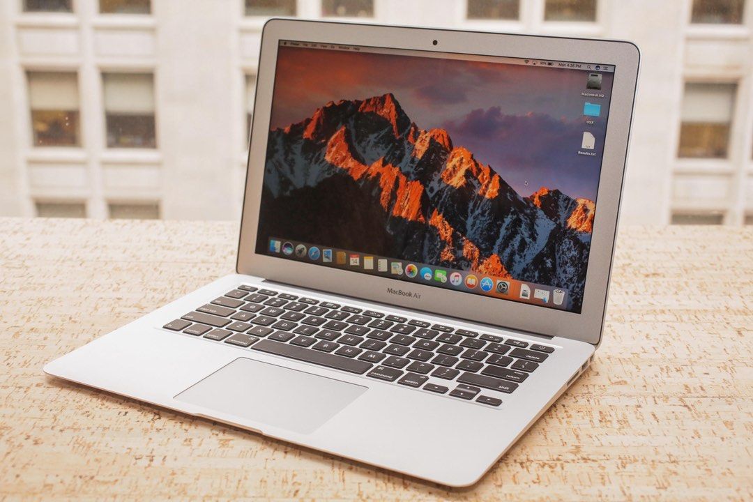 Macbook Air 2017 (Category: Laptops & Notebooks) located in Pasay City. Submitted by sserajennifer (Listing ID 1452984062, Image 1). Description: selling it for parts or repair, keyboard lang ang not workingg and everything is good.