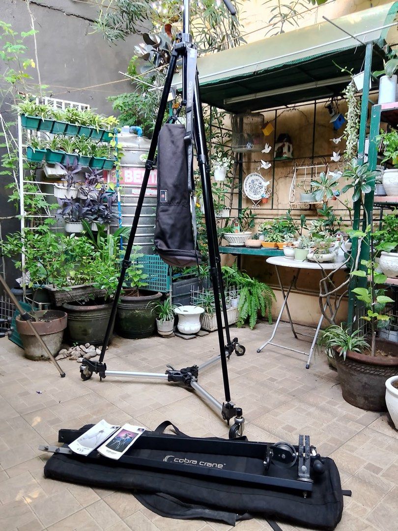 Manfrotto Tripod with Cobra Crane Dolly System (Category: Tripods & Monopods) located in Mandaluyong City. Submitted by fashionski_shoppers (Listing ID 1452988768, Image 2). Description: 1 manfrotto tripod 075B w/ bag. 1manfrotto professional dolly 181. 1 manfrotto head 501 HDV 1 cobra crane w/ bag all in very good condition. 49.000.00.