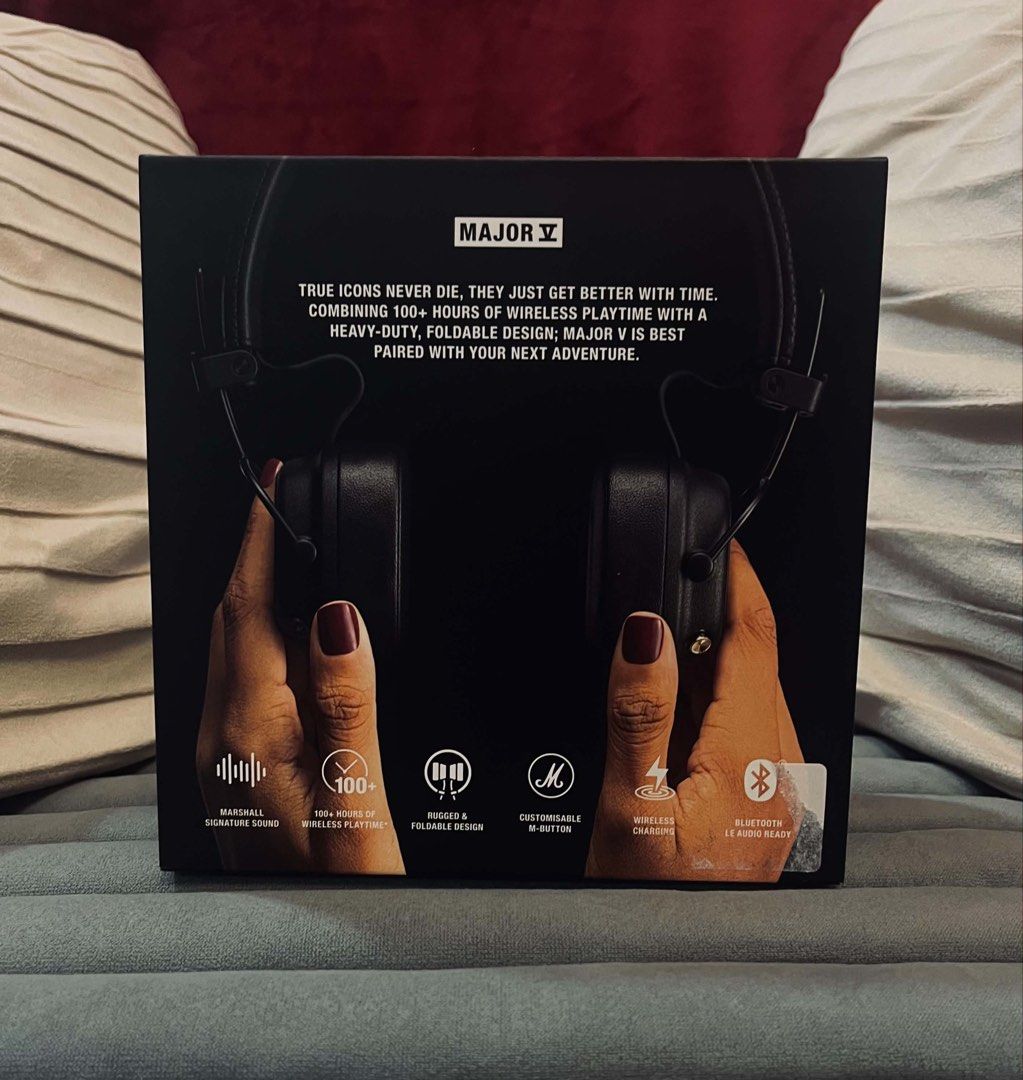 Marshall Major V Wireless Bluetooth Headphones (Category: Headphones & Headsets) located in Manila. Submitted by bikoatelier (Listing ID 1452942231, Image 2). Description: .