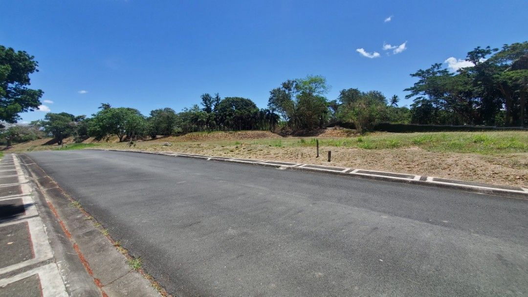 Montecito Nuvali lot for sale (Category: Lot) located in Taguig. Submitted by donirivbroker (Listing ID 1452909669, Image 2). Description: Montecito Nuvali single loaded lot 974sqm DON RIVERA PRC5617.