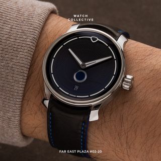 (Category: ) located in . Submitted by watchcollective (Listing ID 1302295777, Image 1). Description: .