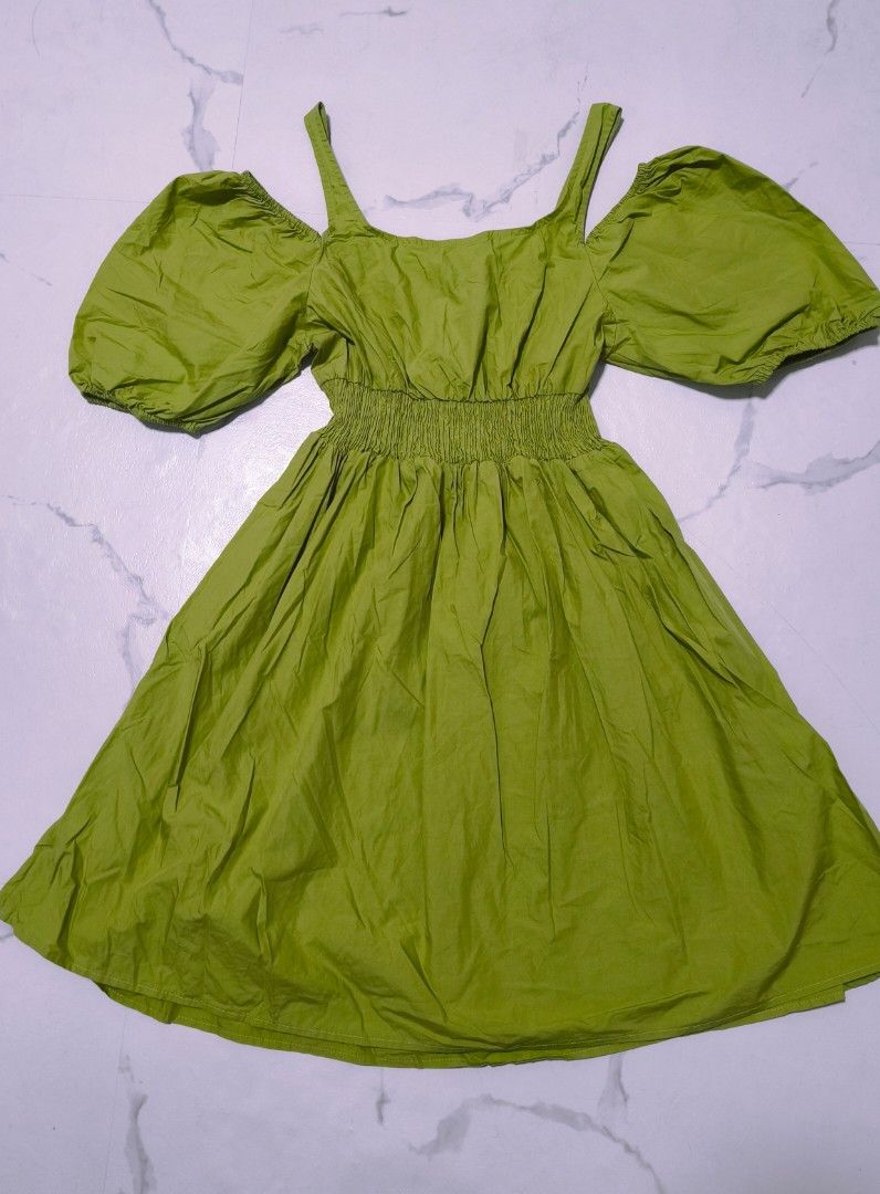 Moss Queen olive green dress (Category: Dresses) located in Cavite. Submitted by csl_corner (Listing ID 1452937683, Image 3). Description: Moss Queen olive green dress use only once✨ good as new✨ bought abroad high quality cotton fabric comfy and lightweight when worn fits size Medium.