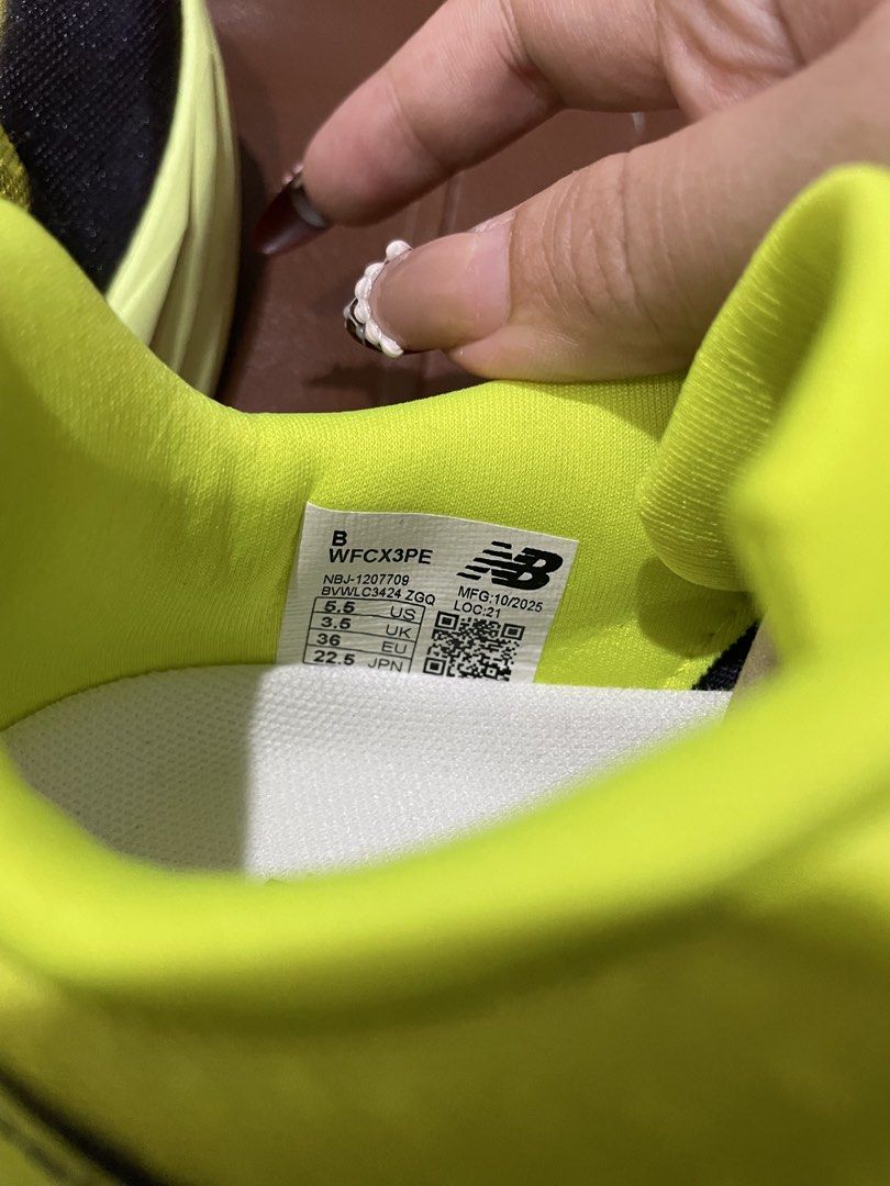 New Balance Fuelcell 6 US (Category: Sneakers) located in Imus. Submitted by daaayan123 (Listing ID 1452952360, Image 3). Description: .