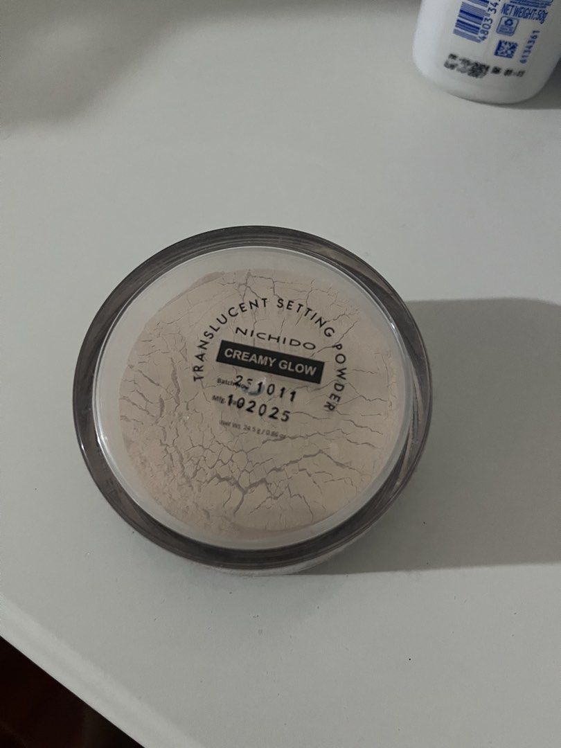 Nichido Loose Powder (Category: Makeup) located in San Pedro. Submitted by adicarteu_ (Listing ID 1453014883, Image 2). Description: Nichido Loose Setting powder in the shade Creamy Glow MOP: GCash, MariBank.