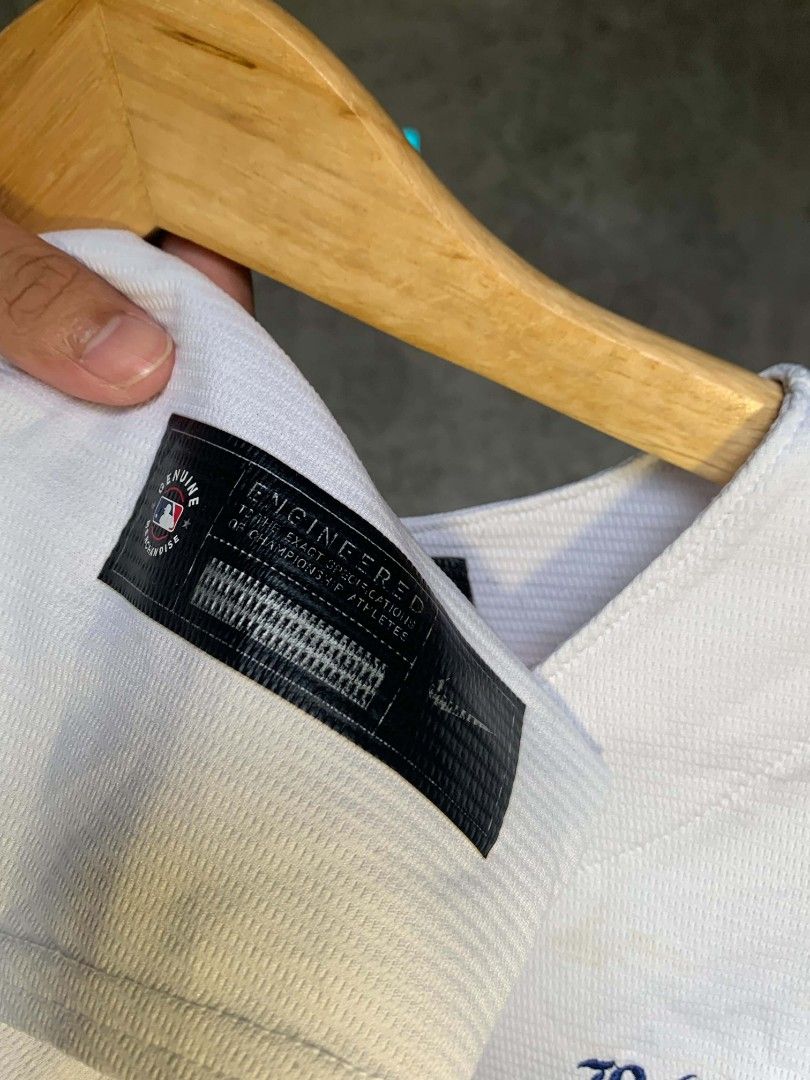 NIKE DODGERS SIZE 2XL (Category: Activewear) located in Manila. Submitted by gelove.thrift (Listing ID 1452984920, Image 3). Description: .