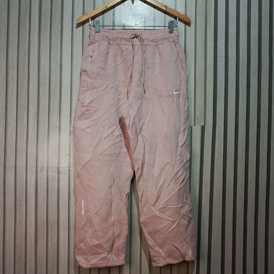 Nike Pink Sweatpants Joggers (Category: Joggers) located in Manila. Submitted by gbryanrave27905 (Listing ID 1453034661, Image 1). Description: NIKE X NOCTA TECH FLEECE OPEN HEMS MENS 📌 Elastic waistband with drawstring 📌 Pockets included 📌 Small Nike logo on the side 📌 Additional small logo on the back pocket area 📌 Comfortable and casual design 📌 Ideal for lounging or workouts 📌ISSUE NONE 📌COLORRATE 10/10 📌READY TO WEAR 📌EXCELLENT CON