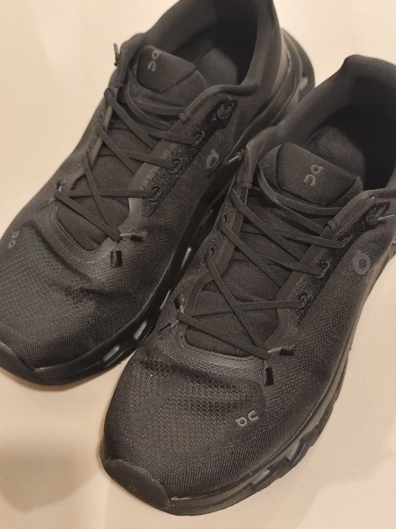ON Cloud Running Shoes Black Mens Size 44 (Category: Sneakers) located in Cavite. Submitted by ubuy05 (Listing ID 1440876913, Image 2). Description: - ON Cloud running shoes - Color: Black - Lightweight and comfortable - Ideal for running, training, or everyday wear - Ready for a new home!.