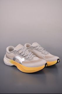(Category: ) located in . Submitted by outlet.sneaker.shop (Listing ID 1452882820, Image 1). Description: .