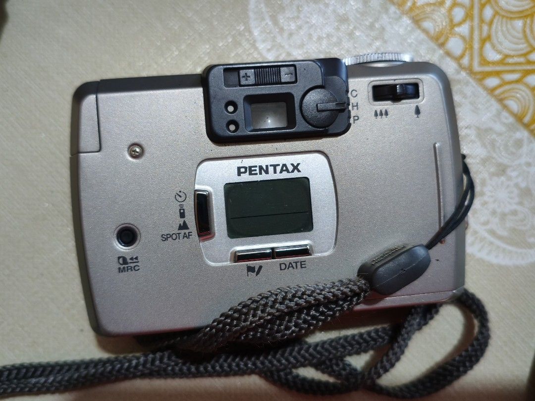 Pentax Efina T 35mm Point and Shoot Camera (Category: Cameras) located in Bauang. Submitted by jerwinpere15921 (Listing ID 1452890646, Image 3). Description: - Pentax Efina T camera - 23mm-68mm zoom lens - Auto focus - Built-in flash - Date function - Includes strap - Ideal for casual photography.