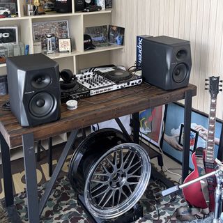 (Category: ) located in . Submitted by vivaresarold (Listing ID 1452947027, Image 1). Description: .