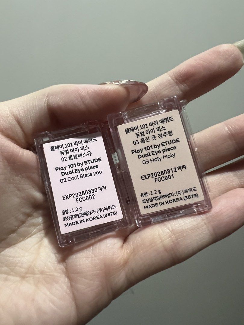 PLAY 101 BY ETUDE Eyeshadow Duo (Category: Makeup) located in Quezon City. Submitted by miyakieee (Listing ID 1452999249, Image 2). Description: - Two ETUDE PLAY 101 BY ETUDE Dual Eyeshadow / Highlight - Shade 02: Cool Bless You (pink & silver duo) - Shade 03: Holy Moly (brown & champagne shimmer duo) - Made and bought in korea bundle only! delivery: grab, jnt, or lalamove payment options: gcash, maribank, gotyme.