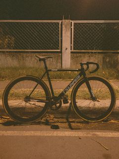 (Category: ) located in . Submitted by fixiefund (Listing ID 1453000795, Image 1). Description: .