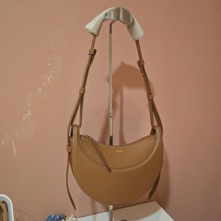(Kategori: ) berada di . Dikirim oleh athynruby (ID iklan 1452985962, Gambar 1). Deskripsi: .