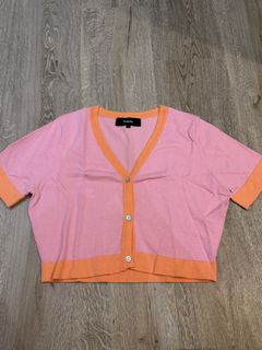 (Category: ) located in . Submitted by closetbyshan_818 (Listing ID 1452909369, Image 1). Description: .